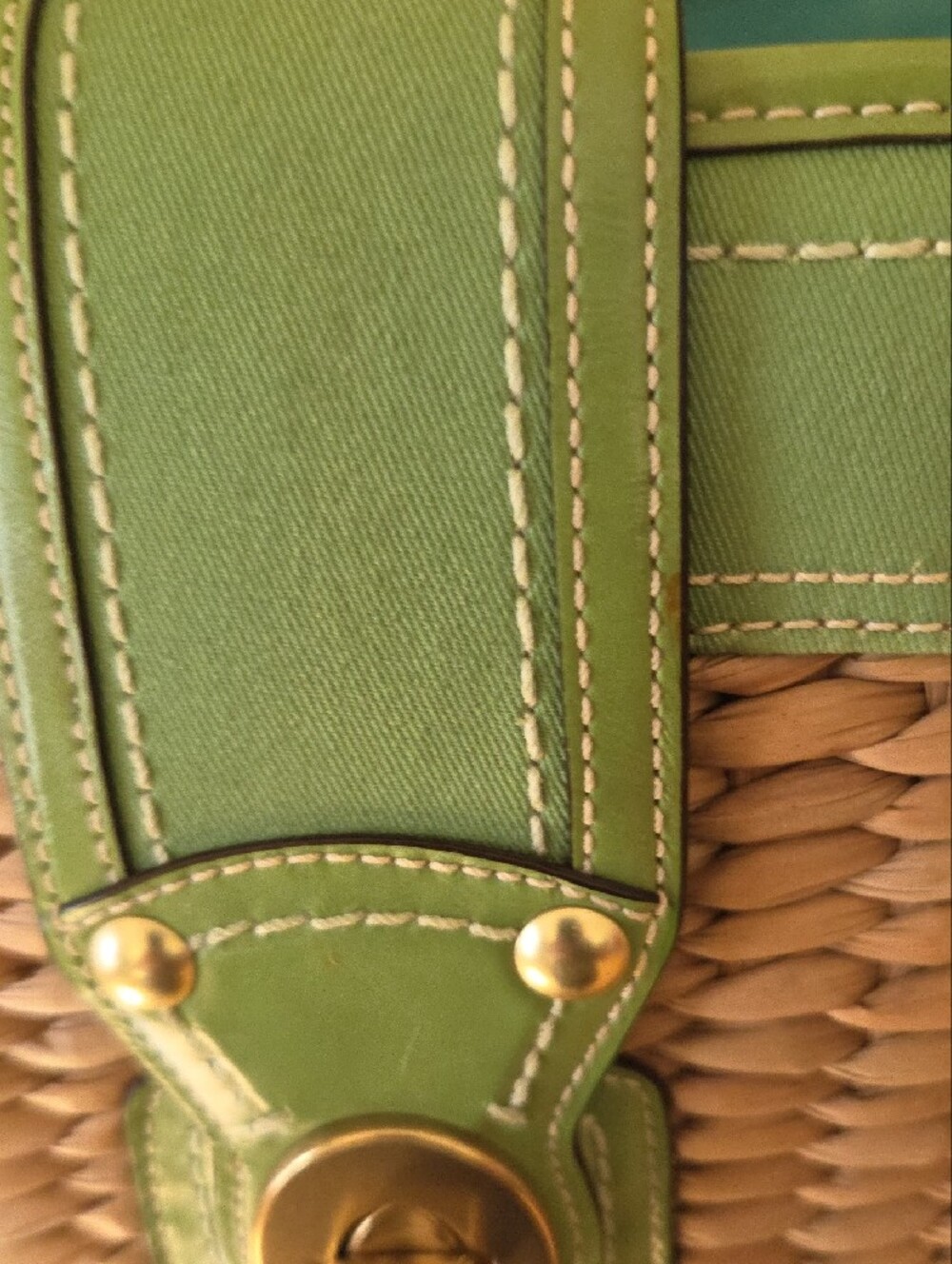 Coach Legacy Woven Straw Basket Tote With Green Trim - Picture 4 of 16
